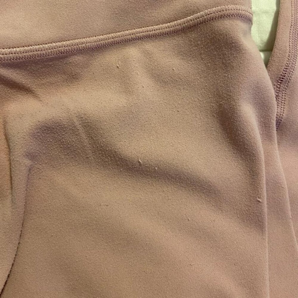 Lululemon Align High-Rise Pant 25", Size 4 - Picture 8 of 12